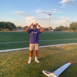 Meet your Posher, Posh